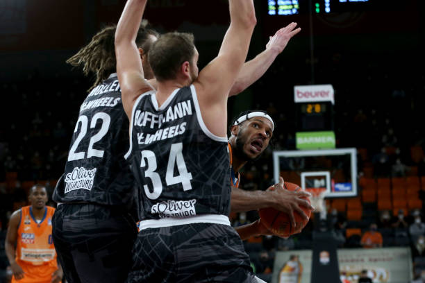 在锋线进入 在锋线进入